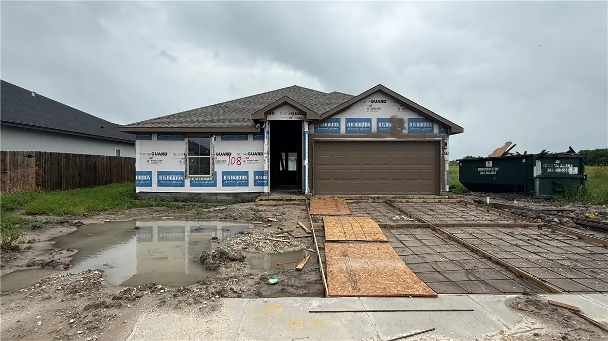 108 Emerald Street, Portland, TX 78374 - #1