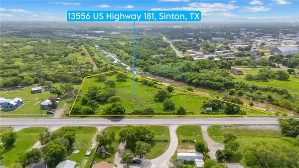 13556 Us Highway 181 Highway, Sinton, TX 78387