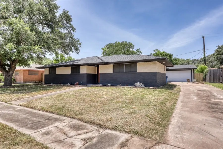 4329 Marie Street, Corpus Christi, TX 78411 - #2