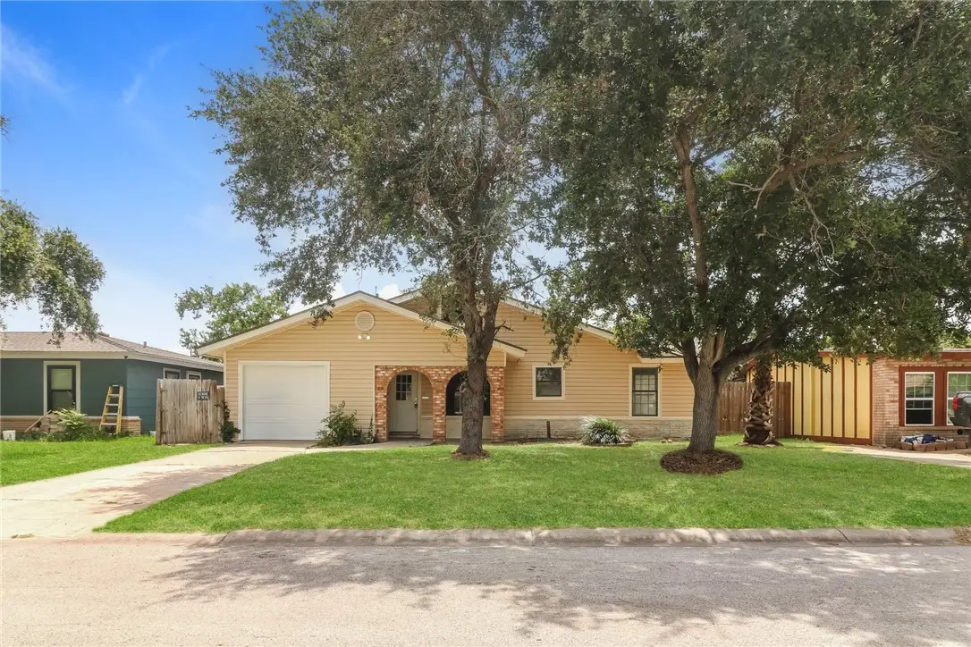 1502 Austin Street, Portland, TX 78374 - #1