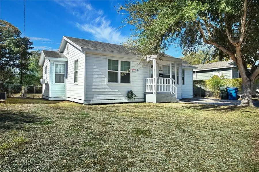 4533 W Nesbitt Drive, Corpus Christi, TX 78415 - #2