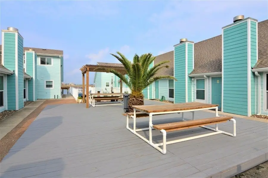 15201 Leeward Drive #B8, Corpus Christi, TX 78418 - #2