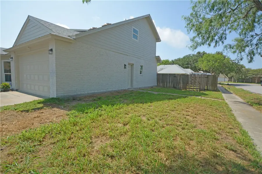 2146 Alazan Drive, Corpus Christi, TX 78418 - #3
