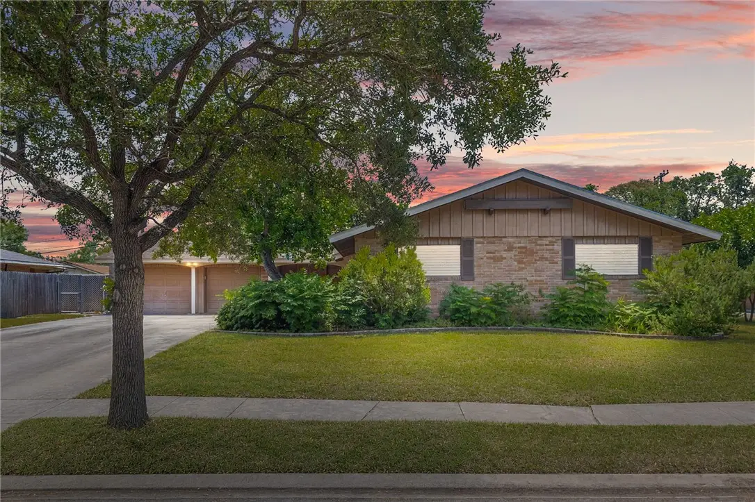 445 Pennington Drive, Corpus Christi, TX 78412 - #1