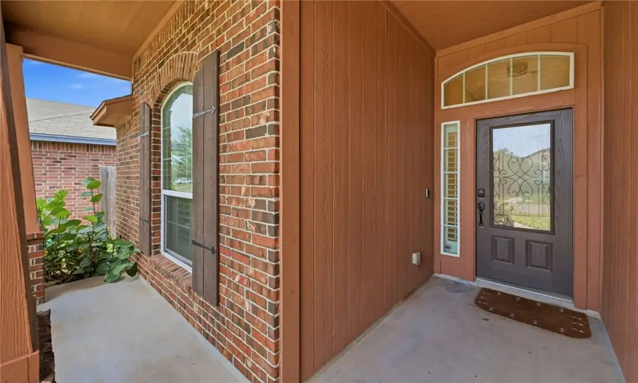 7234 High Gun, Corpus Christi, TX 78414 - #2