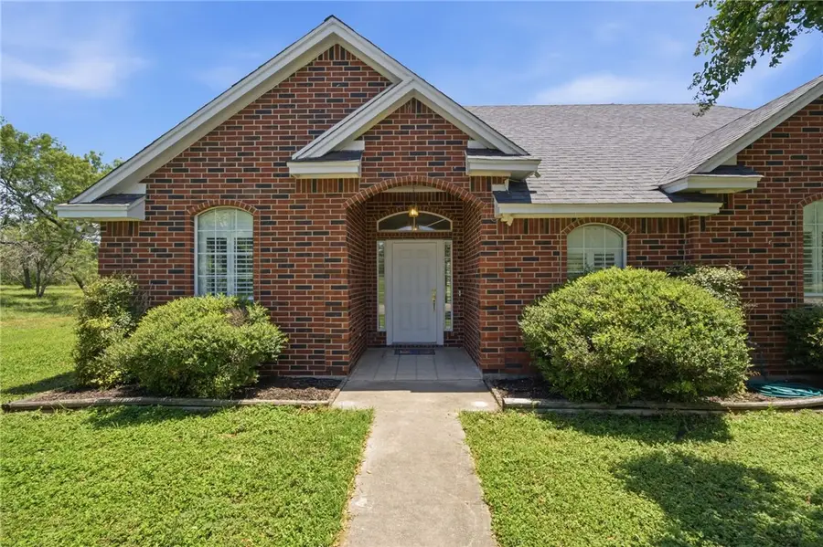 120 County Road 317 Circle #V, George West, TX 78022 - #2