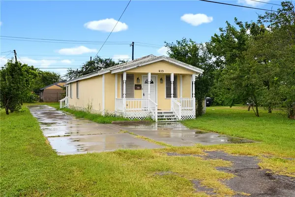 413 E Fulton Street, Sinton, TX 78387