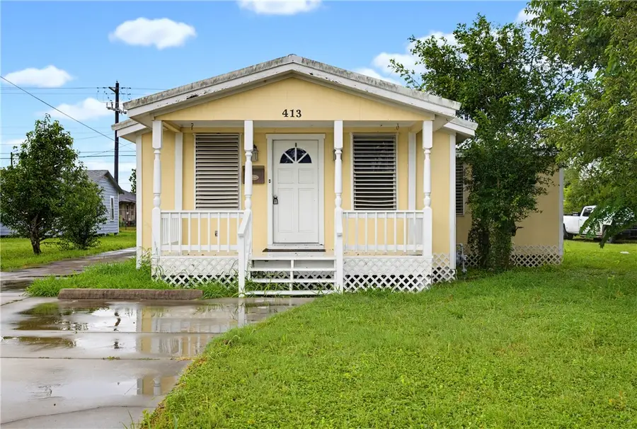 413 E Fulton Street, Sinton, TX 78387 - #2