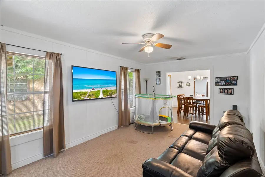1033 E 4th Street, Alice, TX 78332 - #2