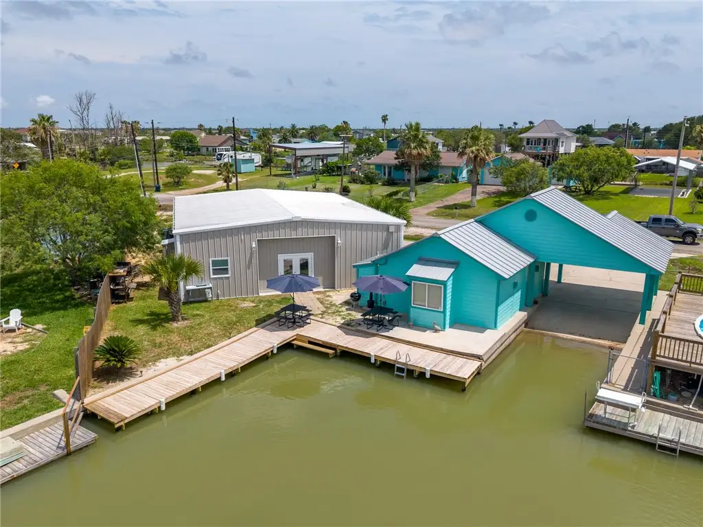 220 W Sagebrush Street, Rockport, TX 78382 - #1