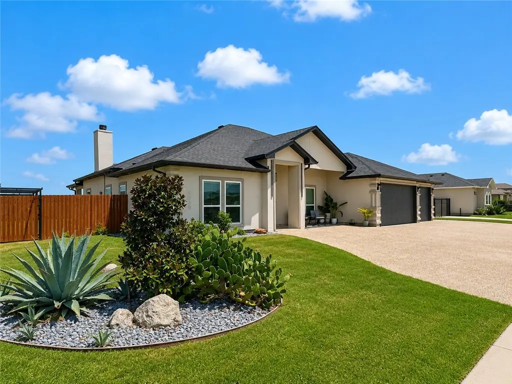 1886 Papa Mori Drive, Corpus Christi, TX 78414 - #1