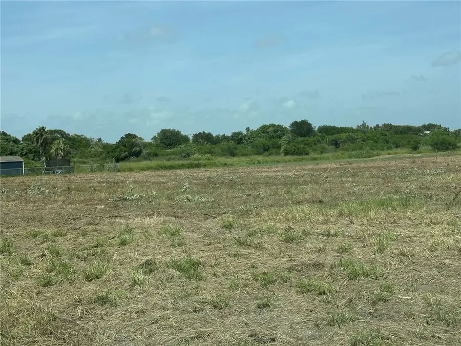 000 S Rife, Aransas Pass, TX 78336 - #2