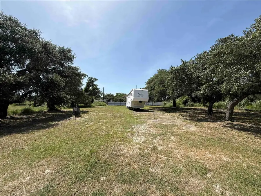 336 N 8th, Aransas Pass, TX 78336 - #3