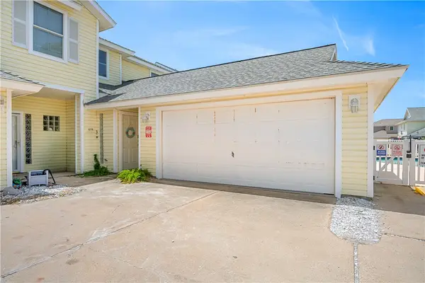 15102 Leeward Drive #604, Corpus Christi, TX 78418
