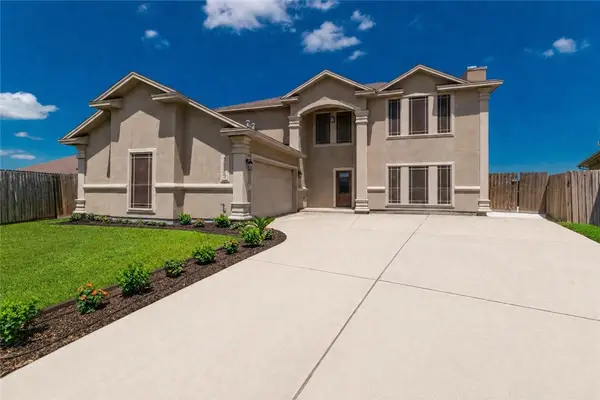 3729 Lake Hawkins Court, Robstown, TX 78380