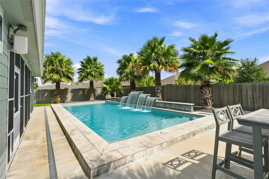 137 Angel Oak Drive, Rockport, TX 78382 - #3