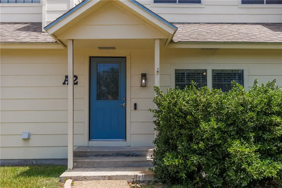 3052 Quail Springs #A-2, Corpus Christi, TX 78414 - #3