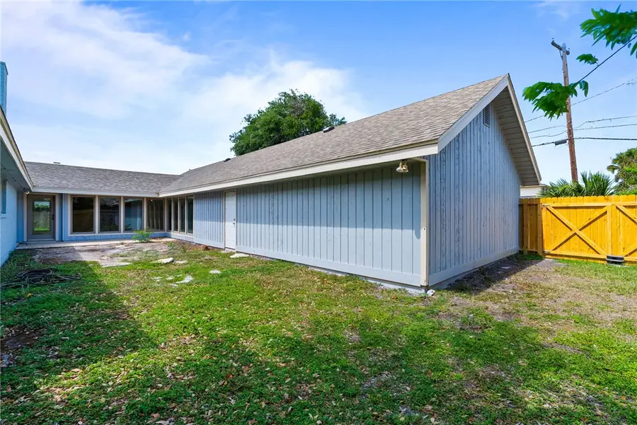5426 Chevy Chase Drive, Corpus Christi, TX 78412 - #2