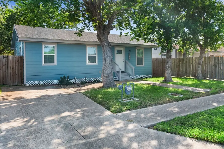 6526 Birmingham Street, Corpus Christi, TX 78414 - #2