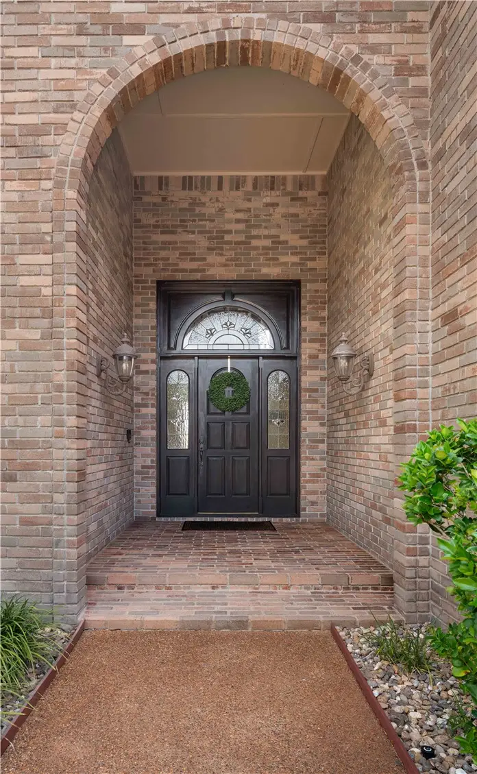 6210 Bourbonais Drive, Corpus Christi, TX 78414 - #3