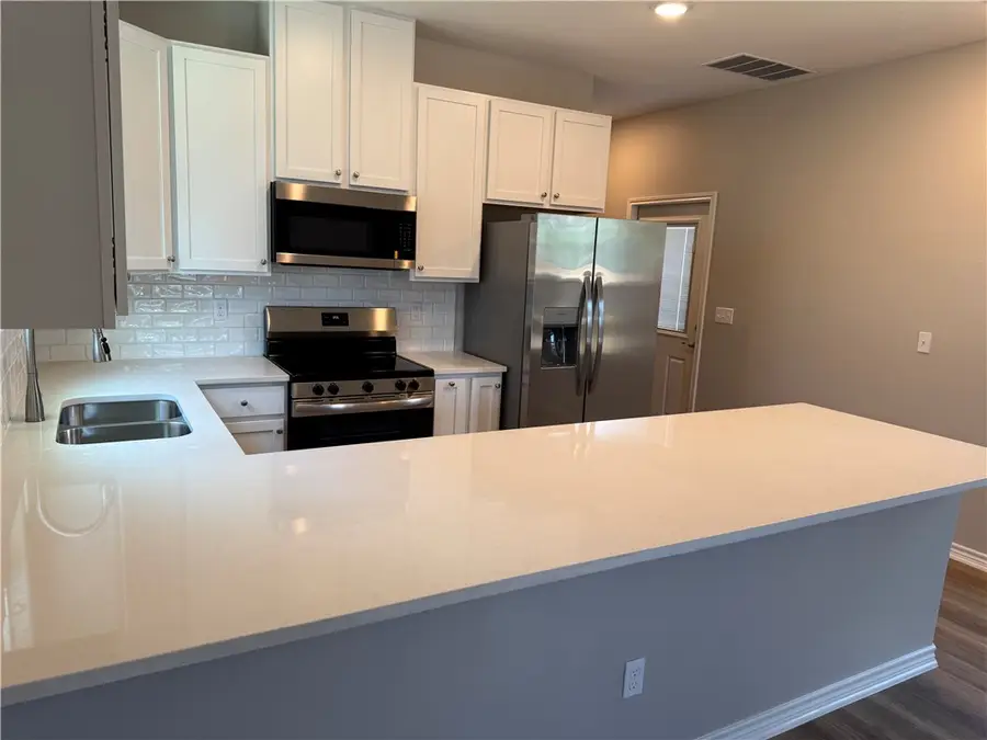 3025 Sabinas Street, Corpus Christi, TX 78405 - #3