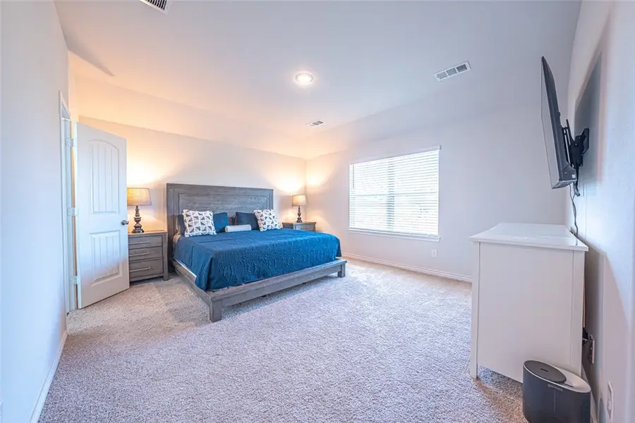 3712 Kings Drive, Ennis, TX 75119 - #2