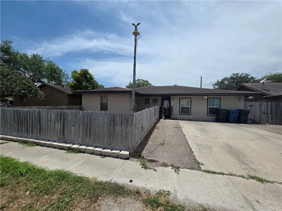 1905 Suntide Road, Corpus Christi, TX 78409 - #2
