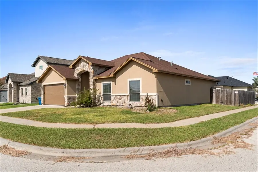 106 Chiman Drive, Portland, TX 78374 - #3