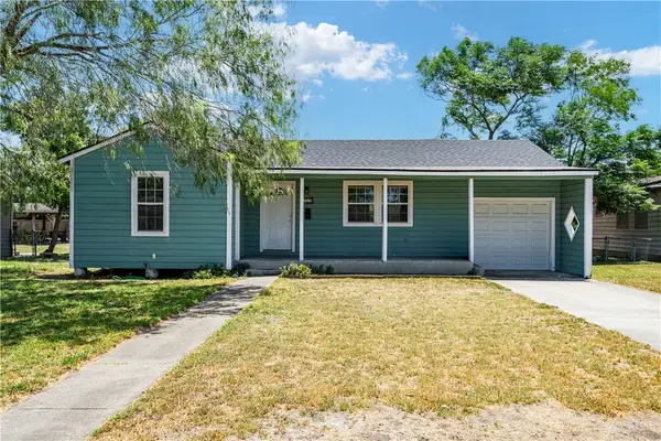 809 E Shelton Street, Kingsville, TX 78363