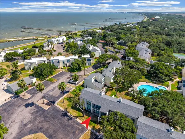 2003 N Fulton Beach Rd #59, Rockport, TX 78382
