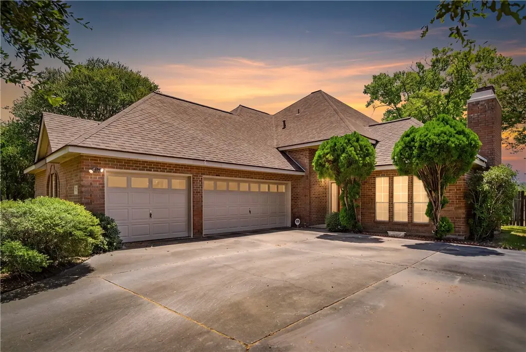 7909 Etienne Drive, Corpus Christi, TX 78414 - #1