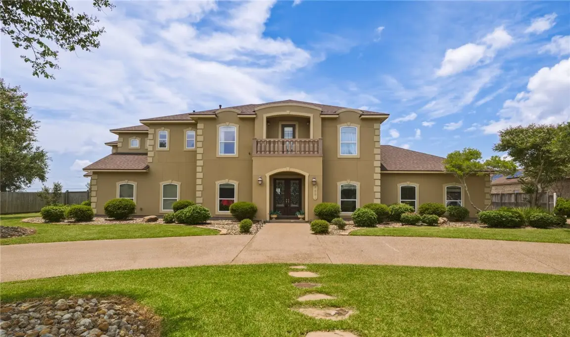 6001 King Trail, Corpus Christi, TX 78414 - #1