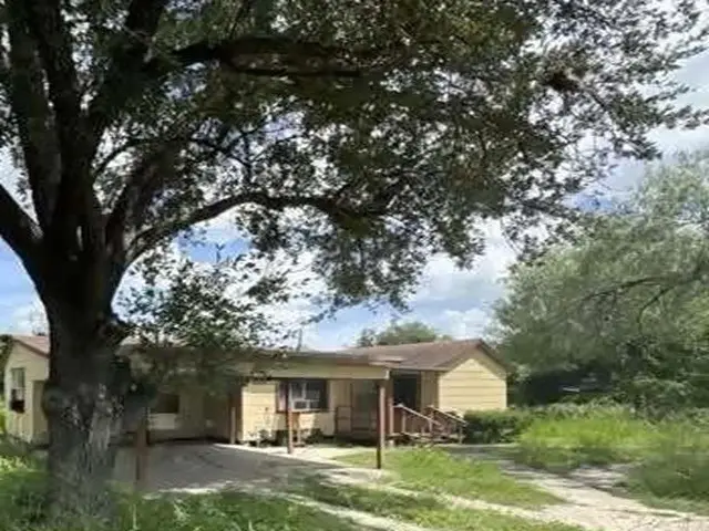 212 Fifth Street, Odem, TX 78370 - #1