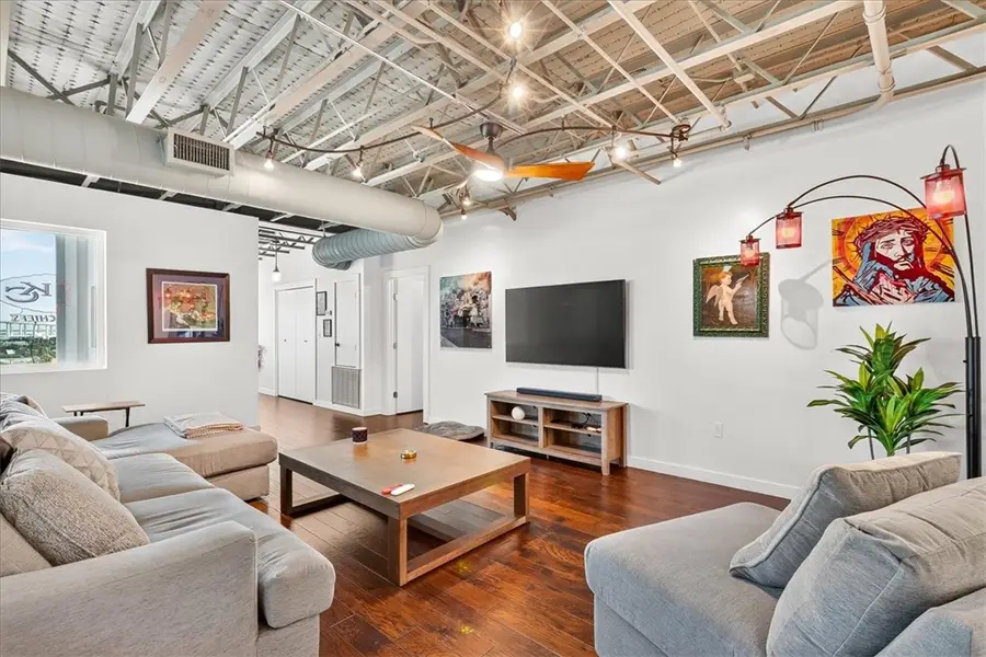 901 N Upper Broadway Street #605, Corpus Christi, TX 78401 - #2