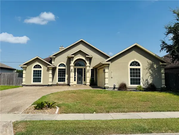 3710 Perfection Lake Avenue, Robstown, TX 78380