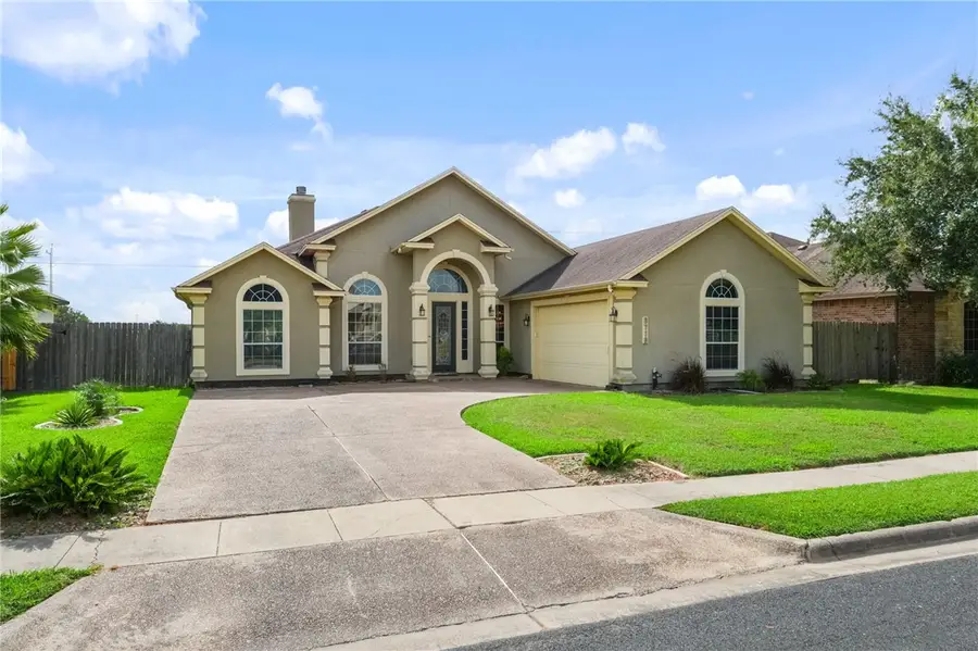 3710 Perfection Lake Avenue, Robstown, TX 78380 - #2
