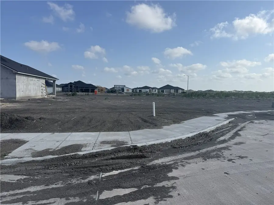 1485 Irigoyen Court, Corpus Christi, TX 78415 - #2