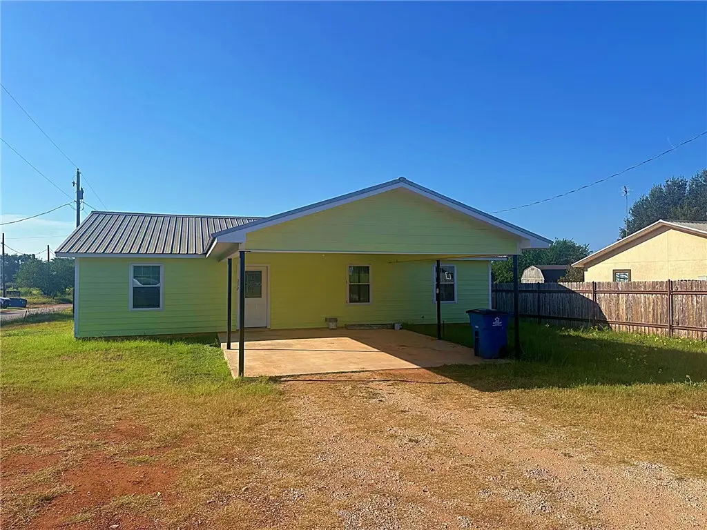 279 Edwards Avenue, Charlotte, TX 78011 - #1