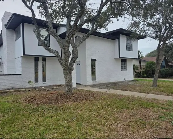 932 Waterview Street, Portland, TX 78374