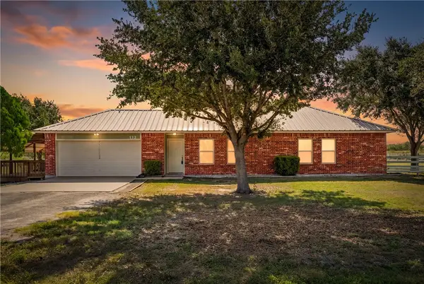 152 Clearwater Crossing, Orange Grove, TX 78372
