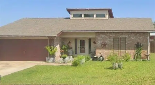 921 Red Poll Circle, Corpus Christi, TX 78418