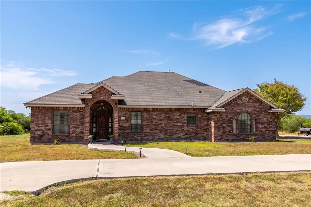 146 Lakeview Trace, Three Rivers, TX 78071 - #1