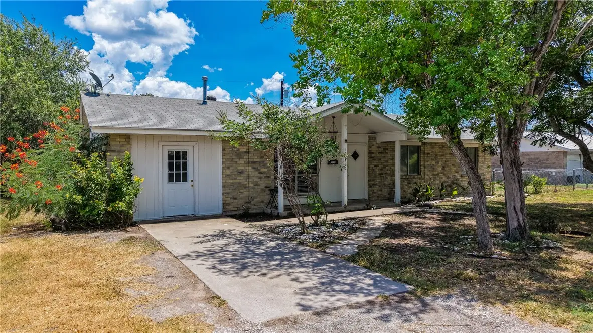 1604 Cadillac, Three Rivers, TX 78071 - #1