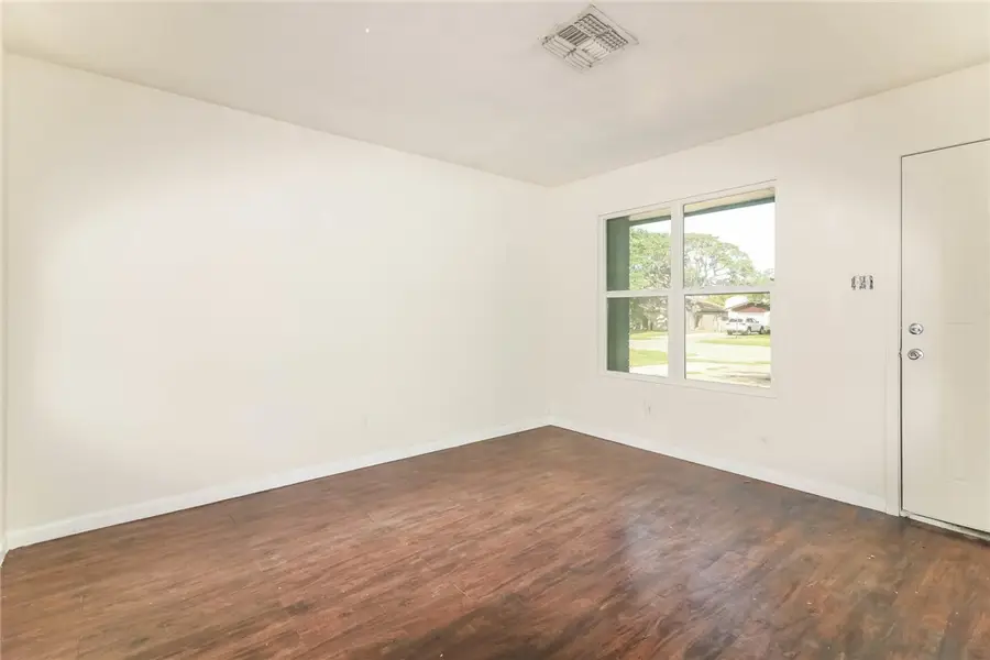 306 N Houston Street, Aransas Pass, TX 78336 - #3
