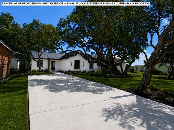 508 E King Street, Rockport, TX 78382
