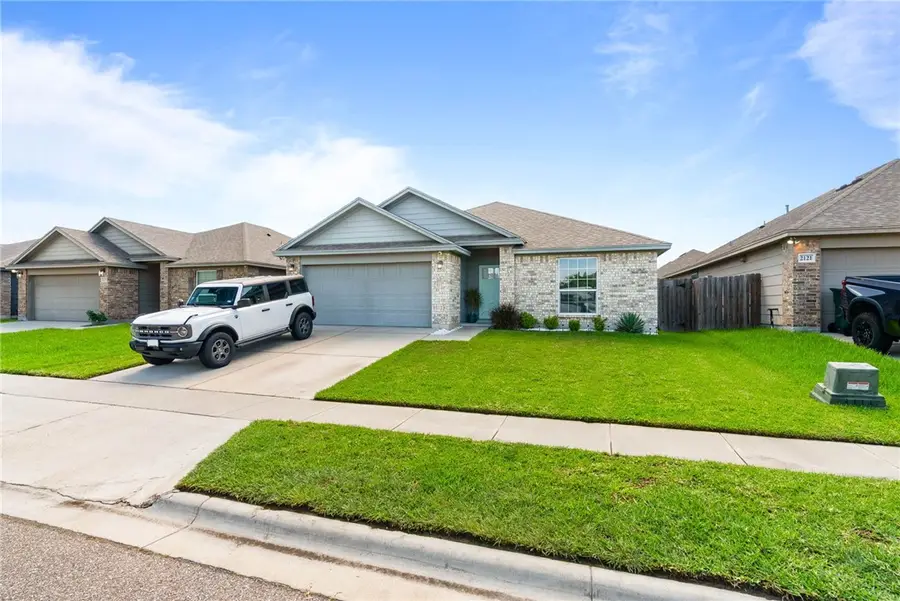 2201 Spoonbill Drive, Corpus Christi, TX 78414 - #2