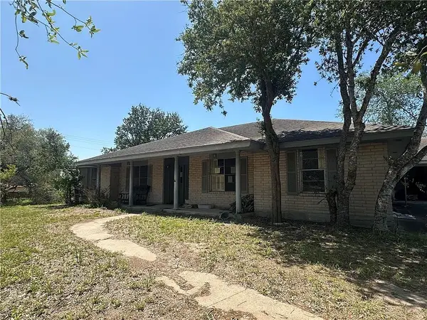 5851 Yucca, Beeville, TX 78102
