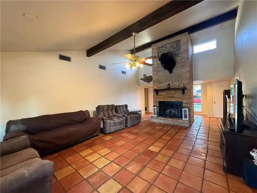 907 Hercules Drive E, Bishop, TX 78343 - #3