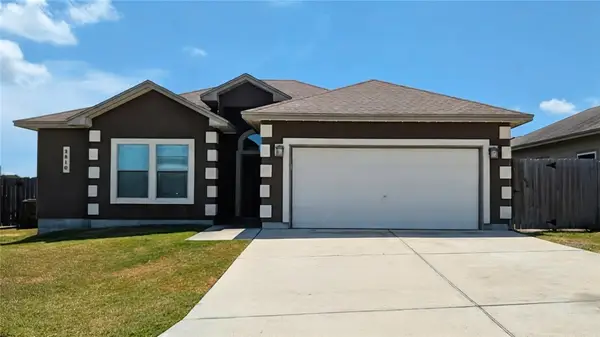 2810 Lake Tranquility Circle, Corpus Christi, TX 78414