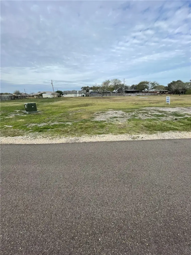 5419 Lula Street, Corpus Christi, TX 78412 - #3